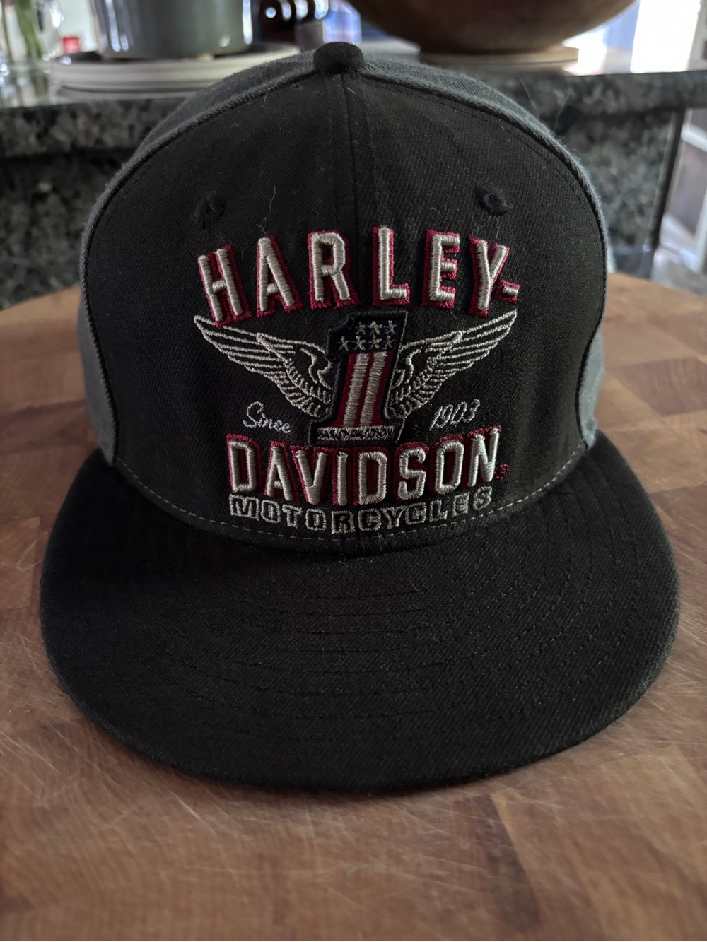 Harley-Davidson Black & Gray Embroidered Logo Fitted Hat SZ 7 5/8 (2xl) LIKE NEW